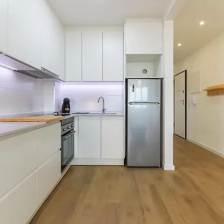 Portucale ! Cacilhas River View アパート *